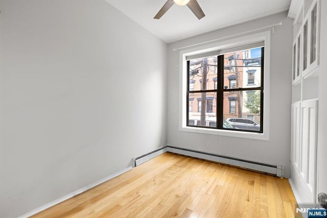805 Park Avenue 1R, Hoboken, NJ 07030