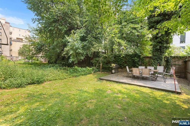805 Park Avenue 1R, Hoboken, NJ 07030