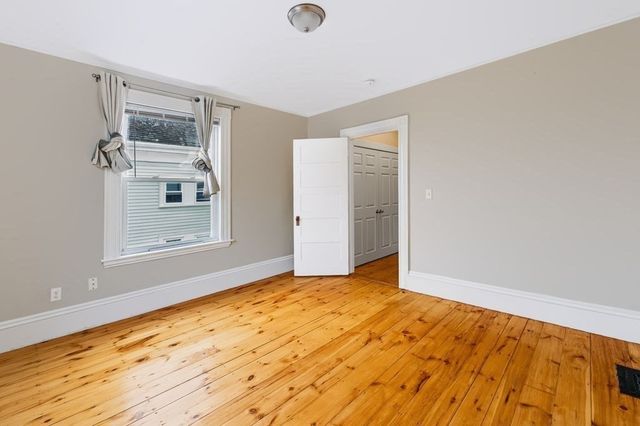 37 Thorndinke Street 37, Beverly, MA 01915