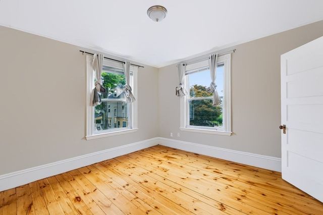 37 Thorndinke Street 37, Beverly, MA 01915