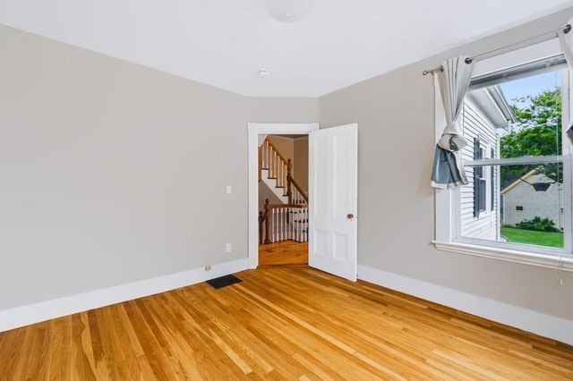 37 Thorndinke Street 37, Beverly, MA 01915