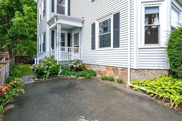 37 Thorndinke Street 37, Beverly, MA 01915