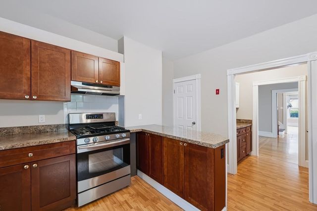 37 Thorndinke Street 37, Beverly, MA 01915