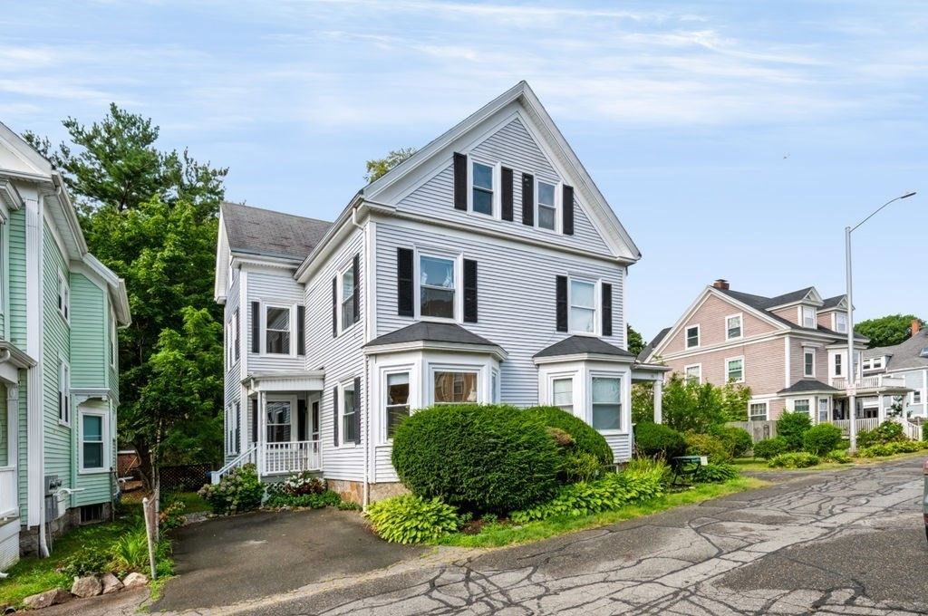 37 Thorndinke Street 37, Beverly, MA 01915
