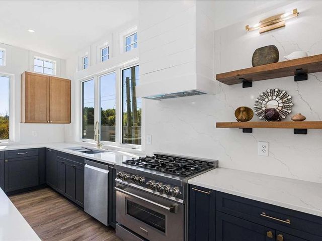 180 Railroad Street, Canton, GA 30114