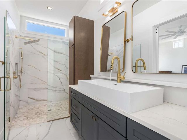 180 Railroad Street, Canton, GA 30114