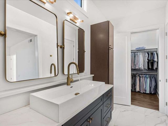 180 Railroad Street, Canton, GA 30114