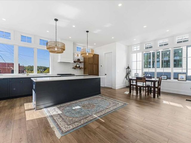 180 Railroad Street, Canton, GA 30114