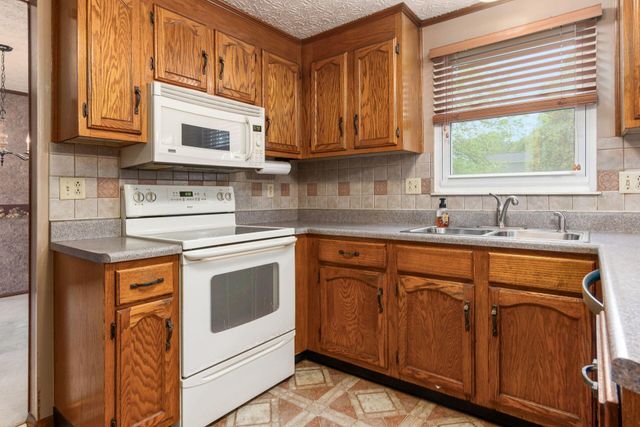 2145 Ladue Drive, Powell, OH 43065