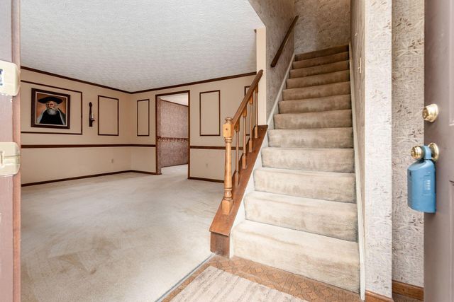 2145 Ladue Drive, Powell, OH 43065
