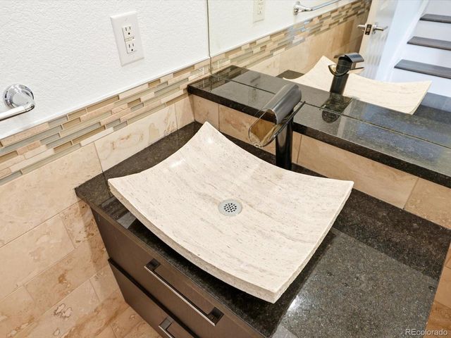 14044 E Temple Dr, Aurora, CO 80015