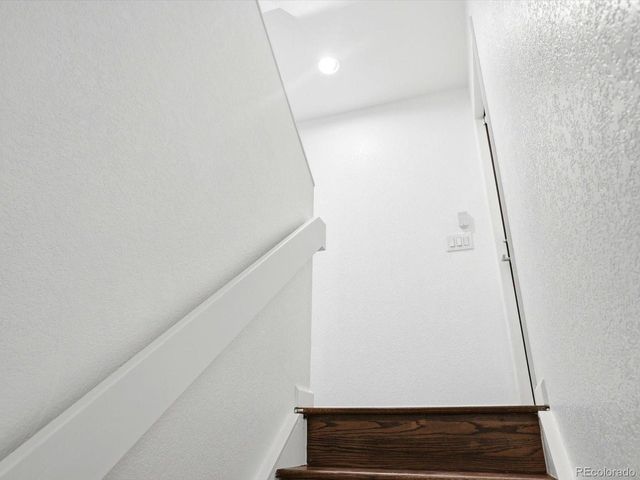 14044 E Temple Dr, Aurora, CO 80015