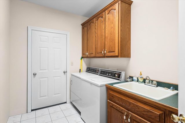 1807 CRYSTAL POINT, Columbia, MO 65203