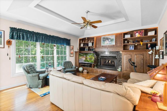 1807 CRYSTAL POINT, Columbia, MO 65203