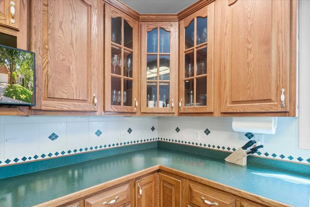 1807 CRYSTAL POINT, Columbia, MO 65203