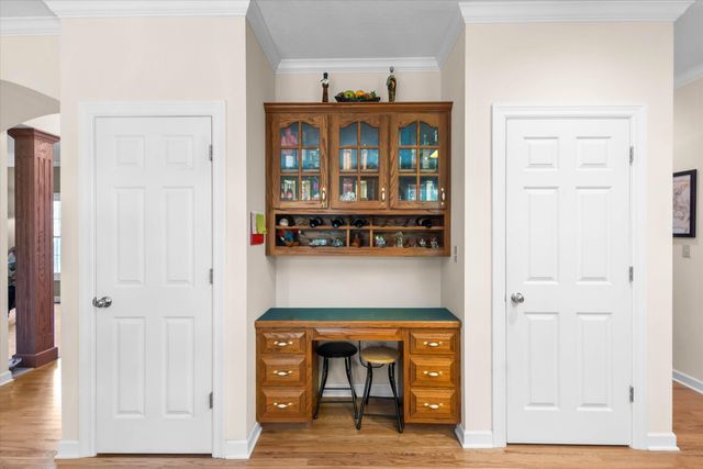 1807 CRYSTAL POINT, Columbia, MO 65203