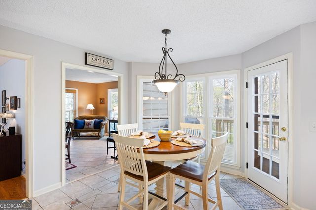 2093 Halfmoon Bluff NW, Kennesaw, GA 30152