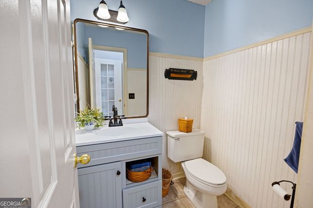 2093 Halfmoon Bluff NW, Kennesaw, GA 30152