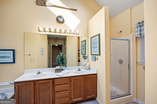 2093 Halfmoon Bluff NW, Kennesaw, GA 30152