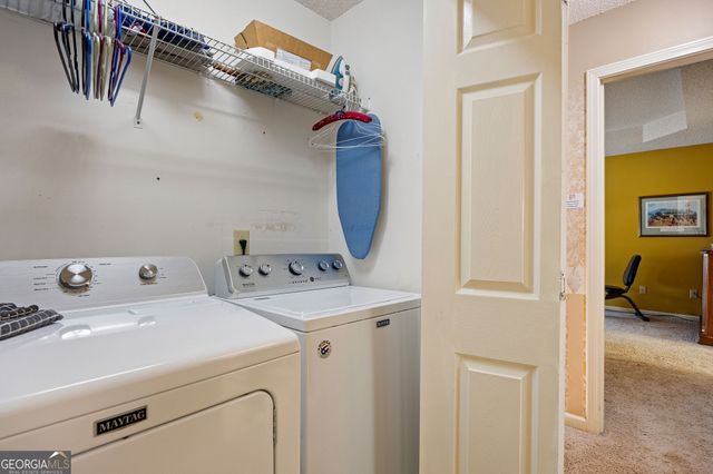 2093 Halfmoon Bluff NW, Kennesaw, GA 30152