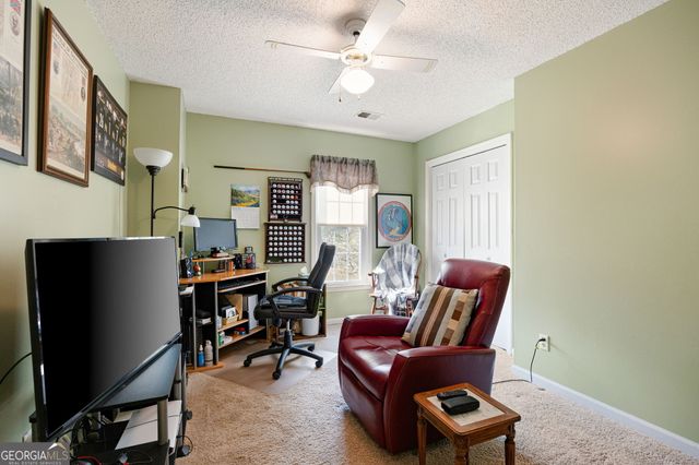 2093 Halfmoon Bluff NW, Kennesaw, GA 30152