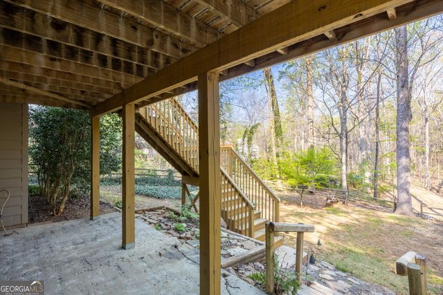 2093 Halfmoon Bluff NW, Kennesaw, GA 30152