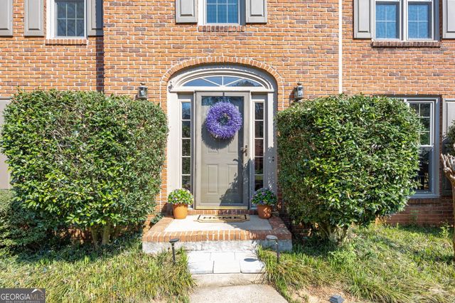 2093 Halfmoon Bluff NW, Kennesaw, GA 30152