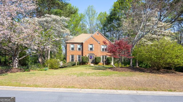 2093 Halfmoon Bluff NW, Kennesaw, GA 30152