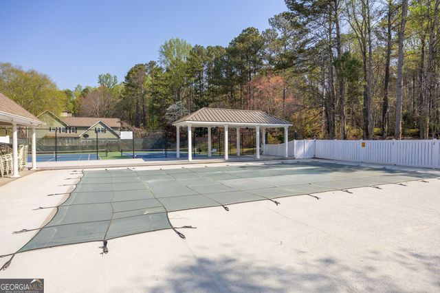 2093 Halfmoon Bluff NW, Kennesaw, GA 30152