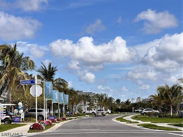 2646 Seychelles CIR 2701, Naples, FL 34112