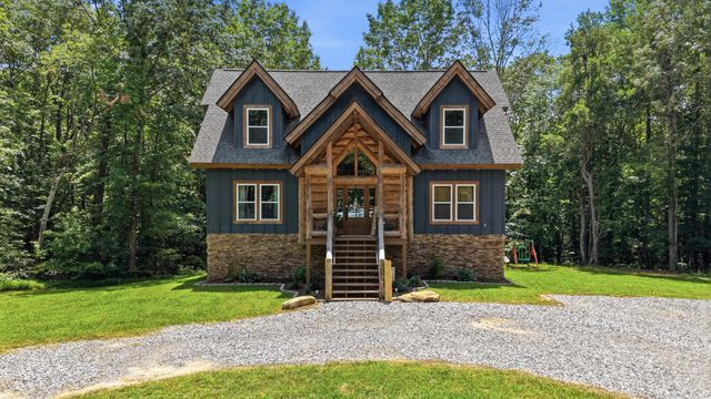 700 Upper Firetower Road, Sequatchie, TN 37374
