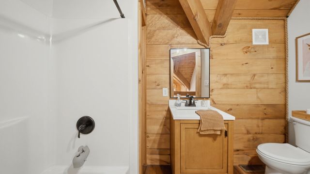 700 Upper Firetower Road, Sequatchie, TN 37374