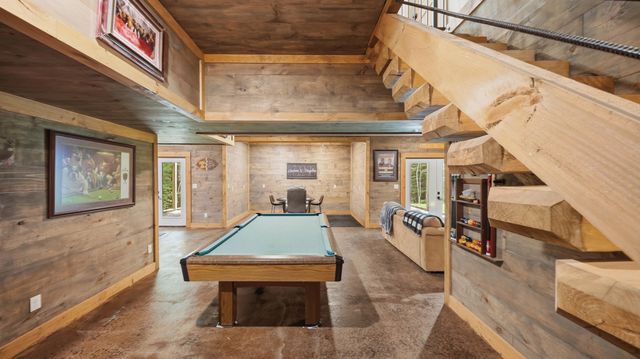 700 Upper Firetower Road, Sequatchie, TN 37374