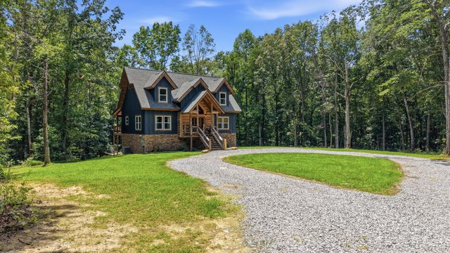 700 Upper Firetower Road, Sequatchie, TN 37374