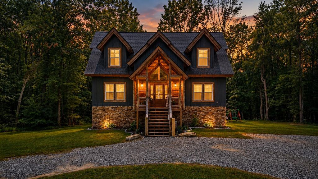 700 Upper Firetower Road, Sequatchie, TN 37374