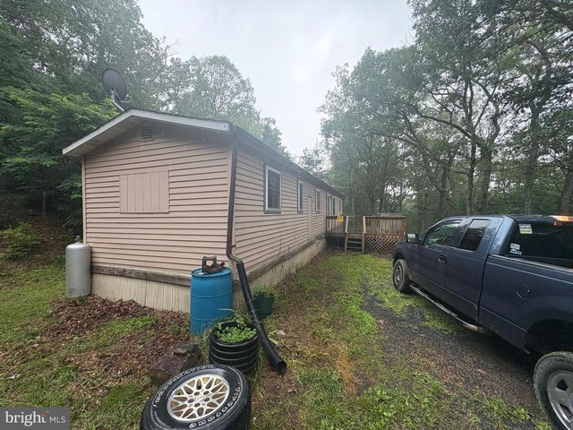 4332 PINE RIDGE RD, Wardensville, WV 26851