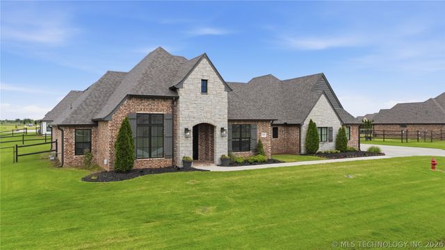 9439 N 62nd East Avenue, Sperry, OK 74073
