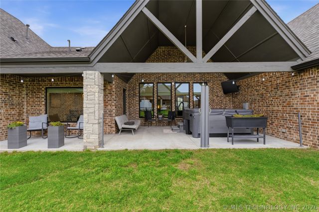 9439 N 62nd East Avenue, Sperry, OK 74073