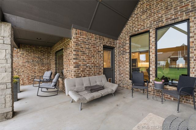 9439 N 62nd East Avenue, Sperry, OK 74073