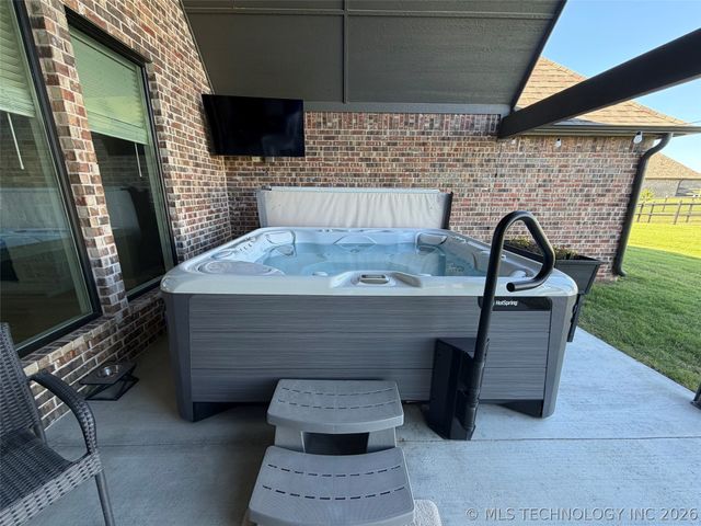 9439 N 62nd East Avenue, Sperry, OK 74073