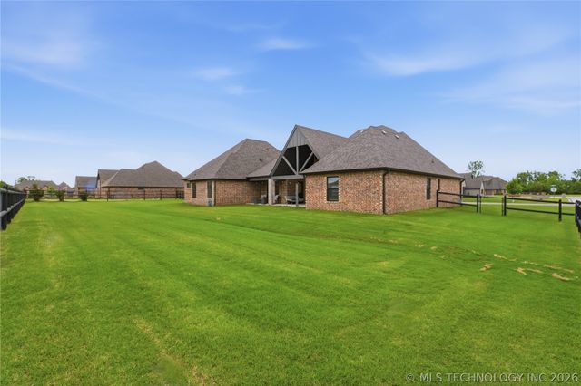 9439 N 62nd East Avenue, Sperry, OK 74073