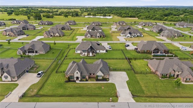 9439 N 62nd East Avenue, Sperry, OK 74073