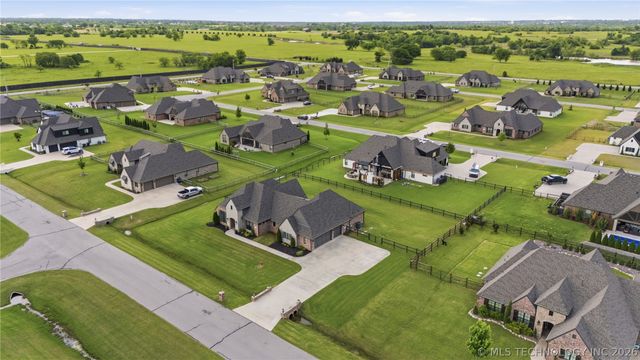 9439 N 62nd East Avenue, Sperry, OK 74073