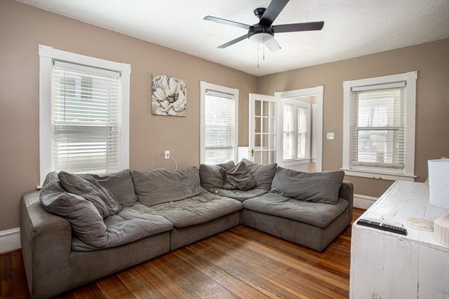 318 Cypress St, Fall River, MA 02720