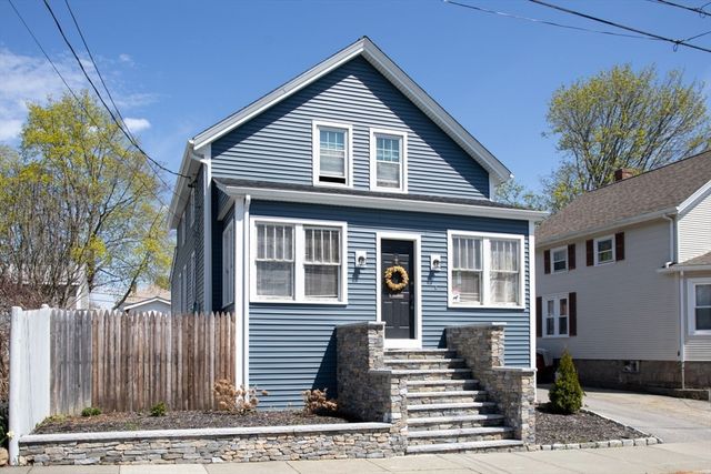 318 Cypress St, Fall River, MA 02720