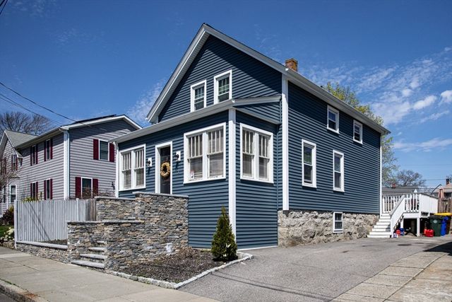 318 Cypress St, Fall River, MA 02720
