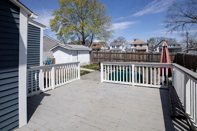 318 Cypress St, Fall River, MA 02720