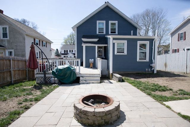 318 Cypress St, Fall River, MA 02720