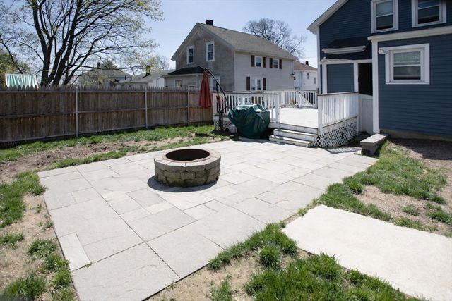 318 Cypress St, Fall River, MA 02720