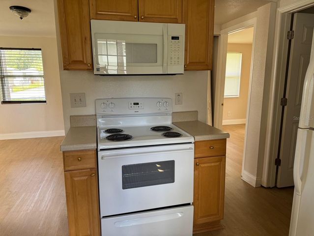 8151 61ST STREET N, Pinellas Park, FL 33781